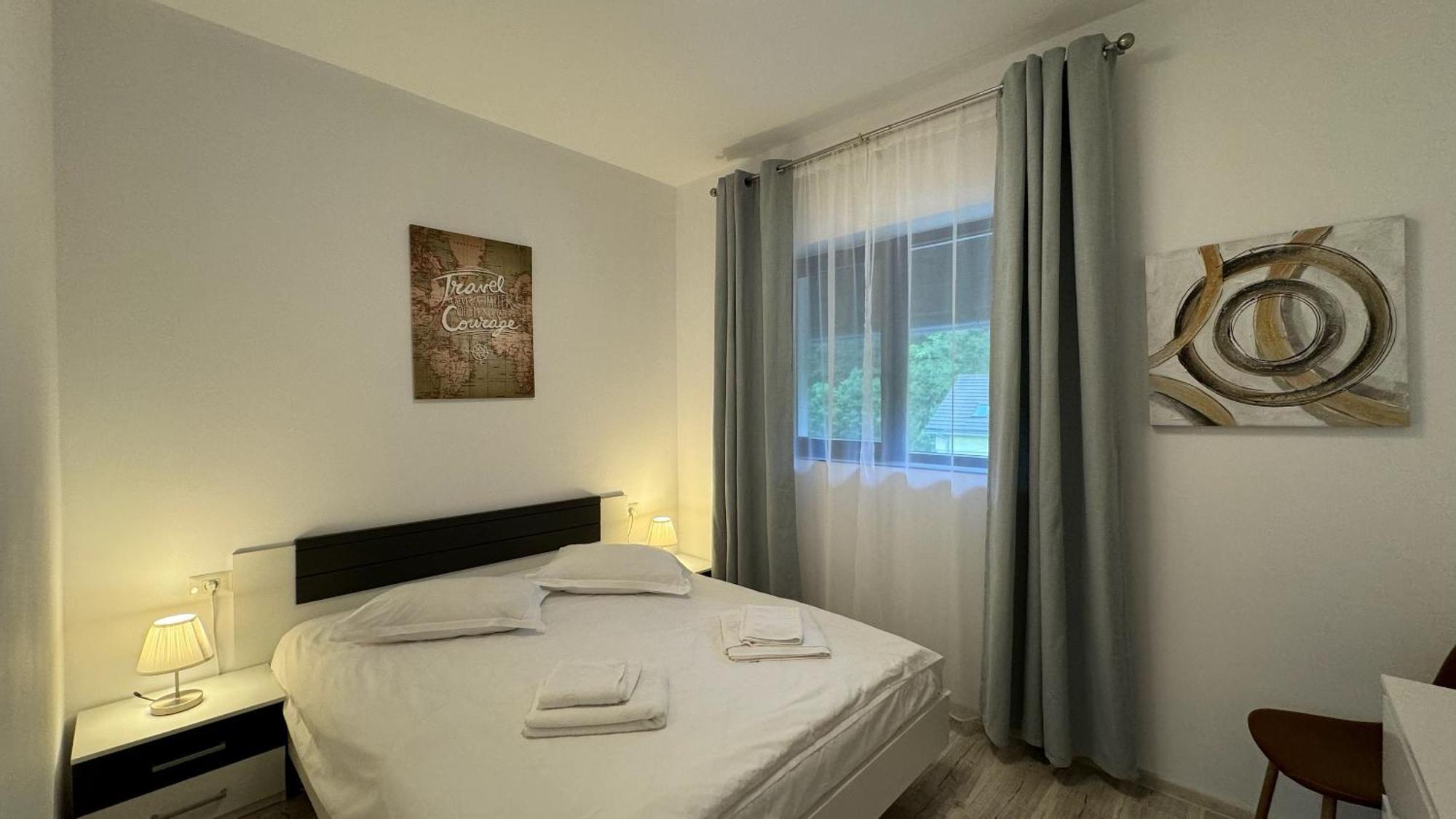 Busteni Mountain View Suites By The River - Ev Plug 외부 사진